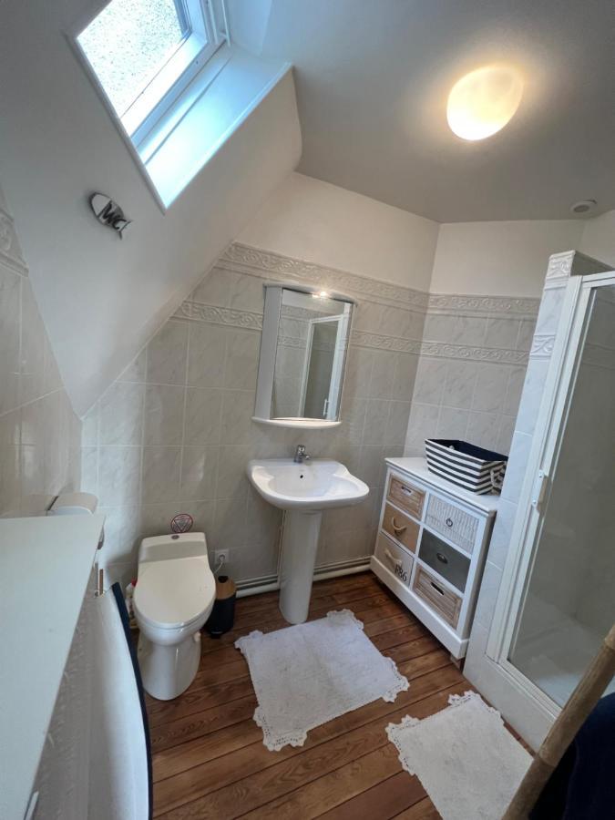 شقة Le Manoir Des Lys Tilly-sur-Seulles المظهر الخارجي الصورة